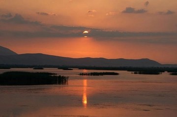 Marmara Gölü Oluşumu ve Özellikleri
